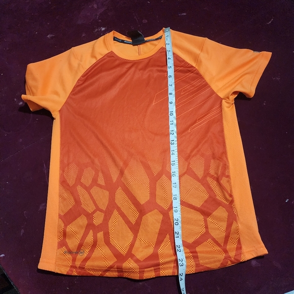 Russell t-shirt 👕 - Picture 2 of 4